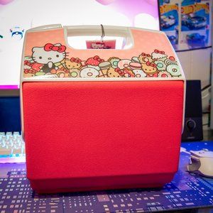 Sanrio x Igloo Hello Kitty Cafe Cooler 7QT New w/ tag